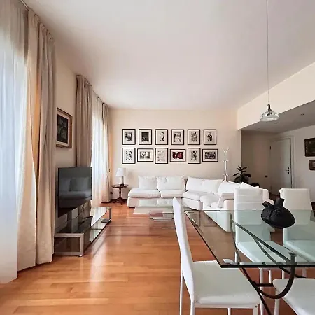 Elegante Apartmento Citylife Fiera *